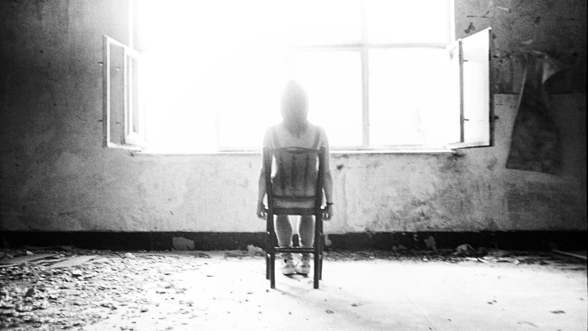 Lukács Flóra versei